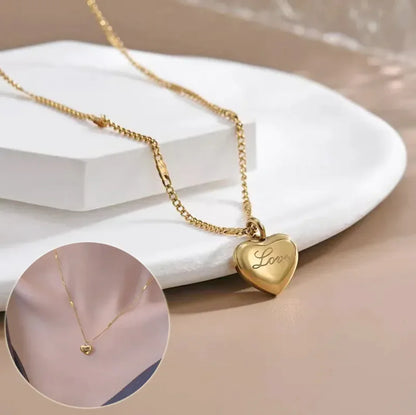 Vintage Love Heart Pendant Necklace - Elegant Fashion Jewelry for Women