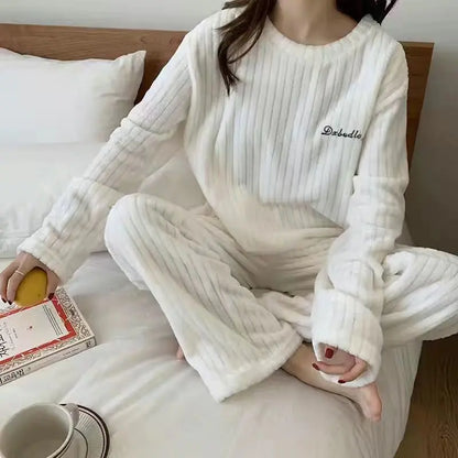 Winter Soft Velvet Pyjamas Set