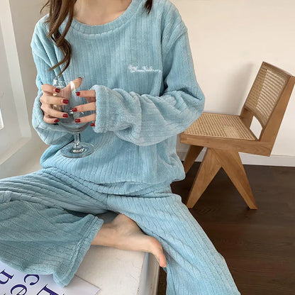 Winter Soft Velvet Pyjamas Set