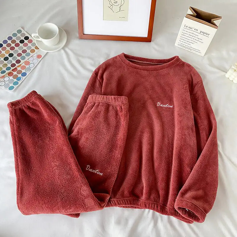 Winter Soft Velvet Pyjamas Set